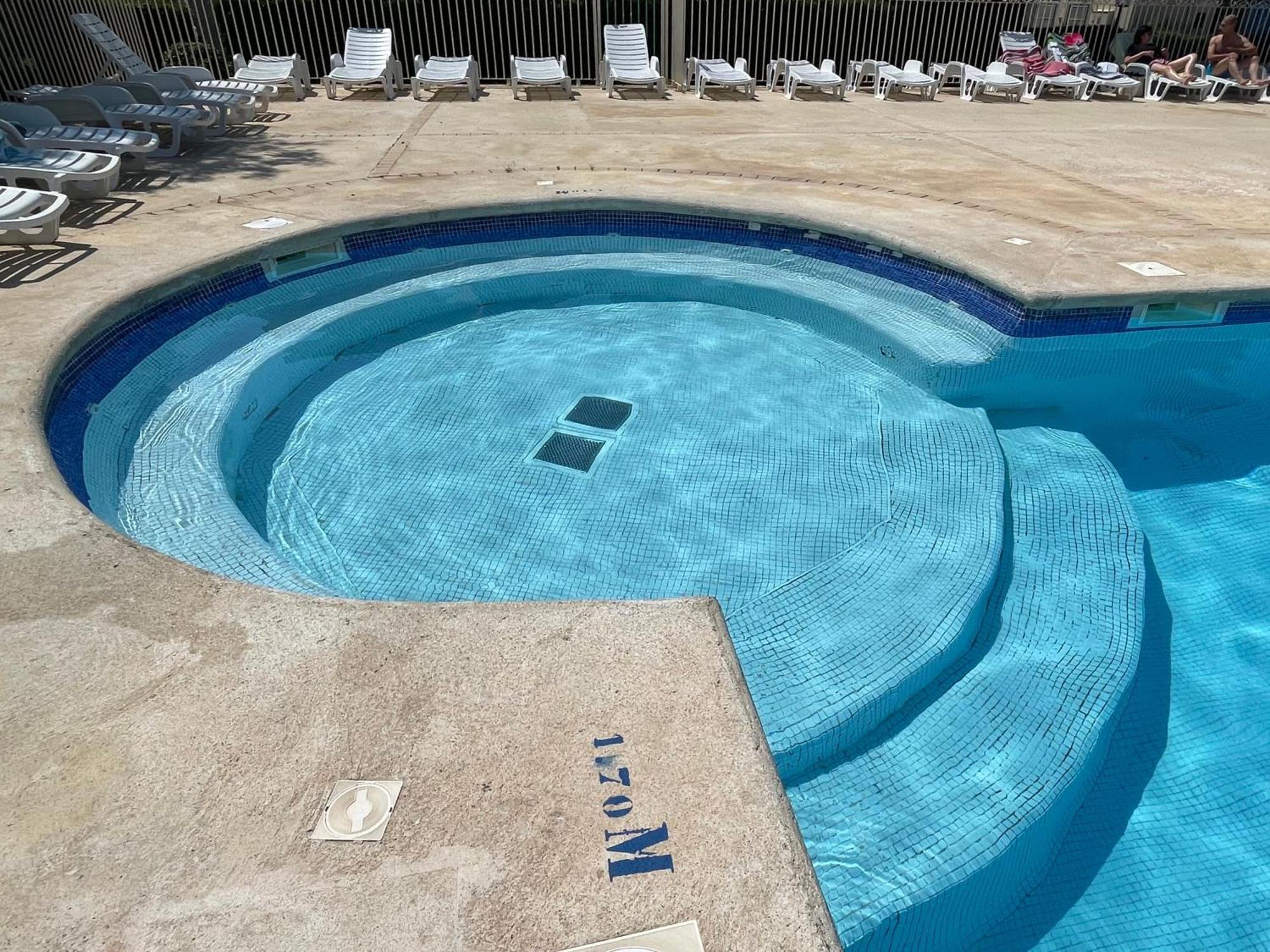 Appartement Plage Piscine Et Tennis Inclus La Londe-les-Maures Eksteriør billede