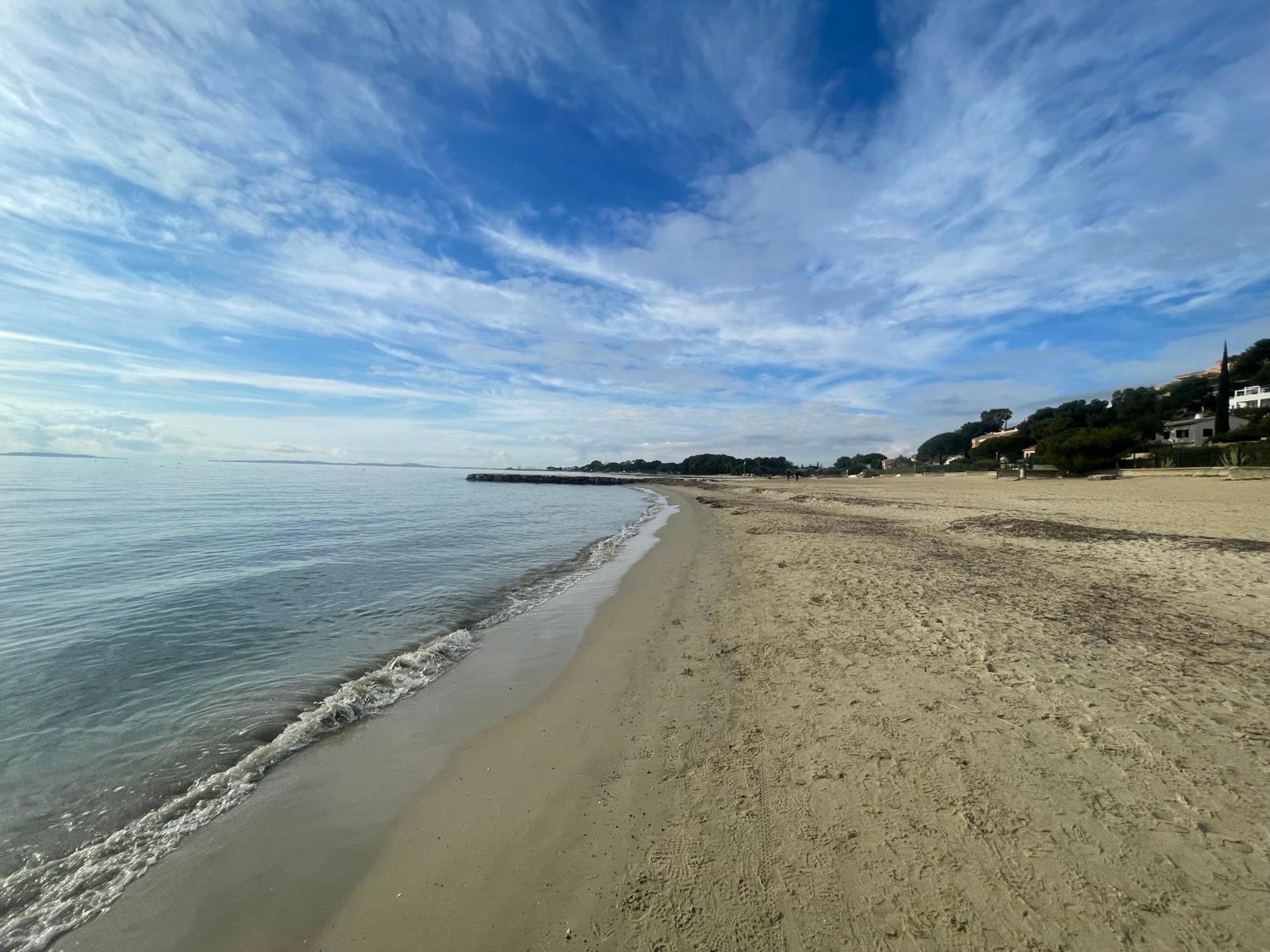 Appartement Plage Piscine Et Tennis Inclus La Londe-les-Maures Eksteriør billede