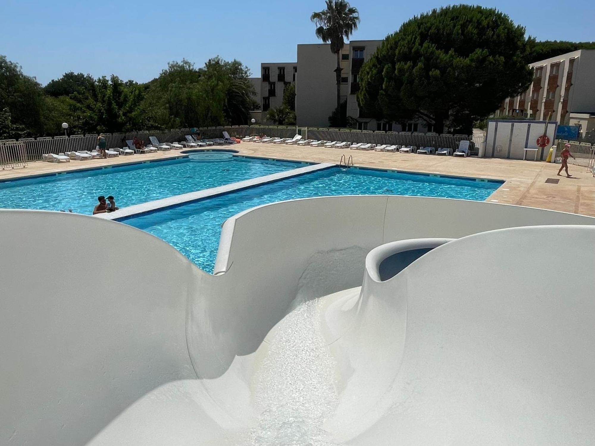 Appartement Plage Piscine Et Tennis Inclus La Londe-les-Maures Eksteriør billede